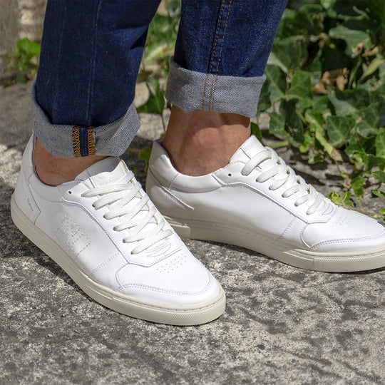 Topsy - White