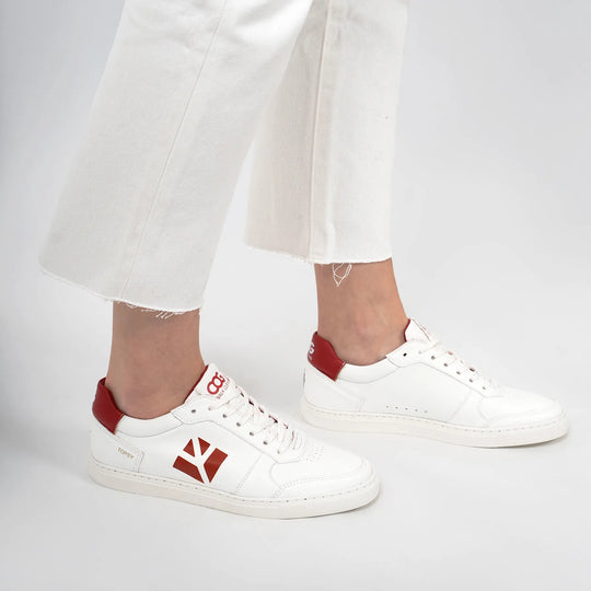 Topsy - red white