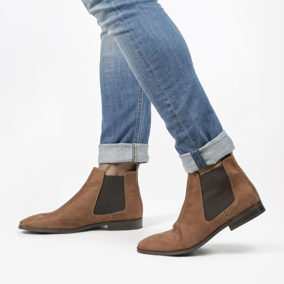 Alan - Marron Faux Suede