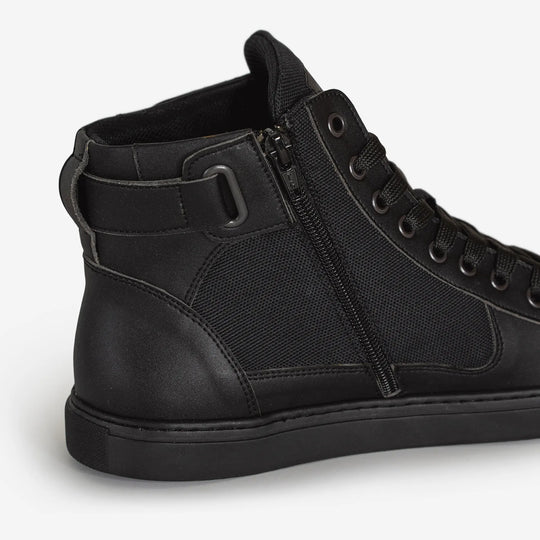 Wallace - Black
