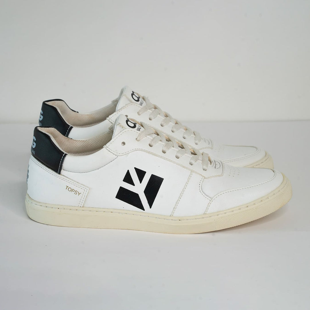 Imperfect - Topsy - White / Black 38