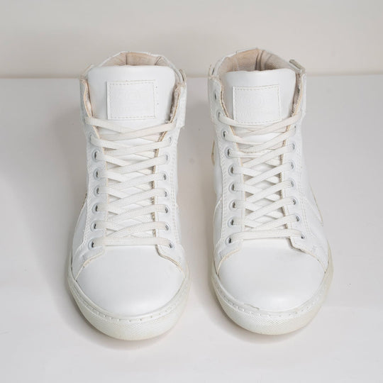 Imperfect - Wallace - White 38