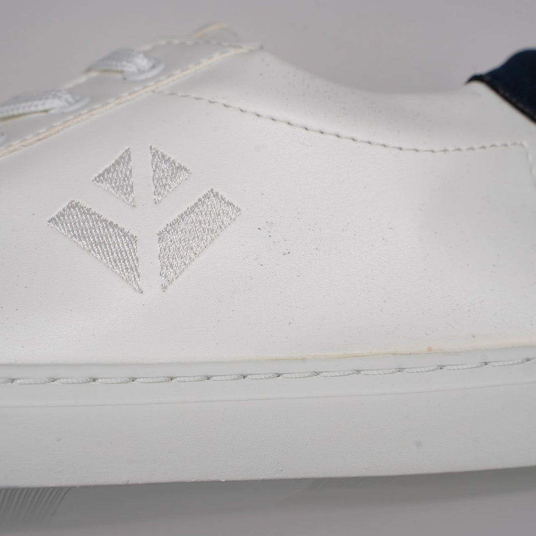 Imperfect - Winton - White / Blue 37