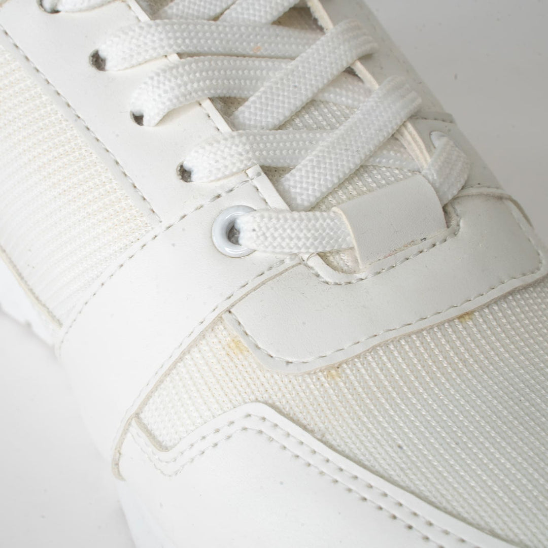 Imperfect - Raven - White_f 41