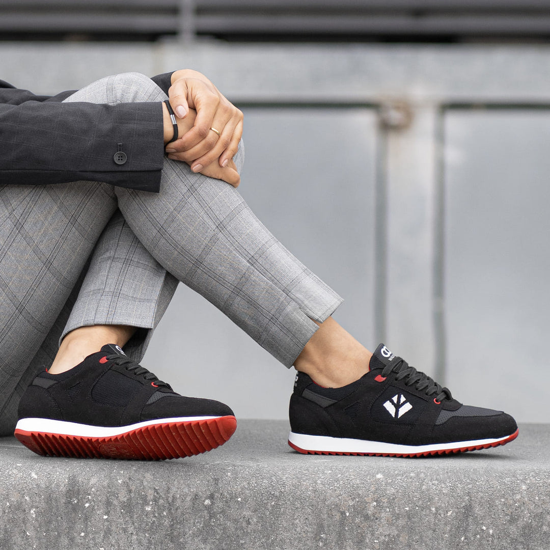 Baskets running végan et écologique femme noir rouge - Raven Cog