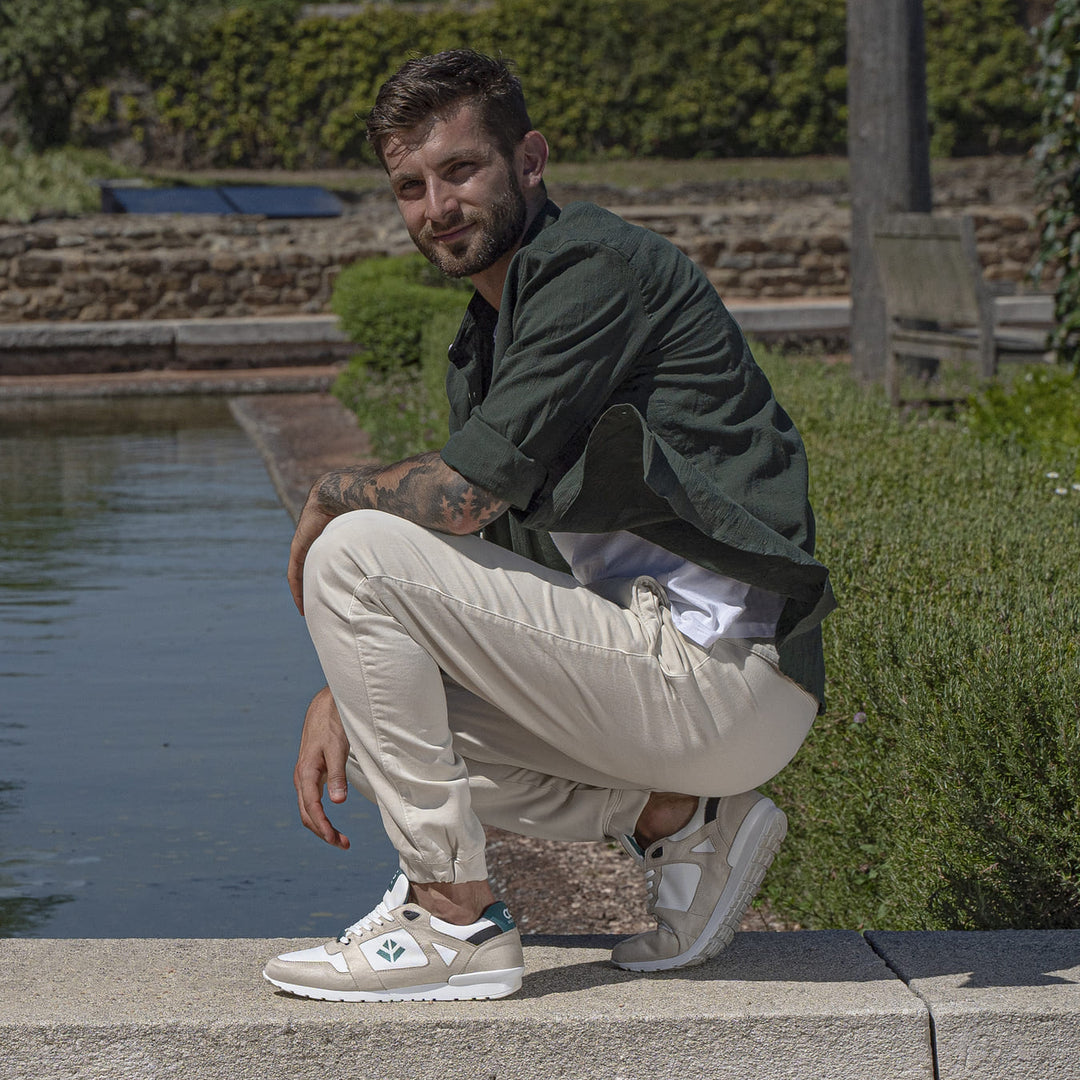 Baskets running végan et écologique homme blanche beige - Raven Cog