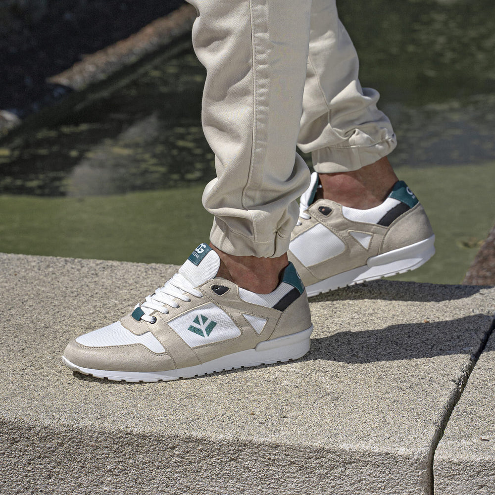 Baskets running végan et écologique homme blanche beige - Raven Cog